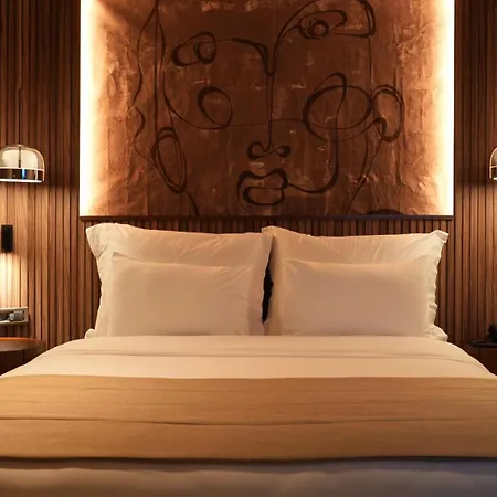 Mavilu Luxury Hotell *