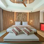 Mavilu Luxury Ξενοδοχείο *