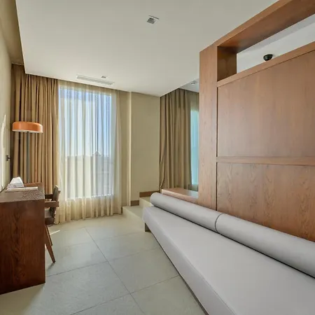 فندق Mavilu Luxury *