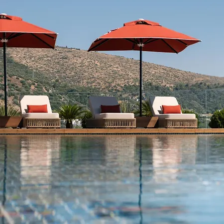 Hotel Mavilu Luxury