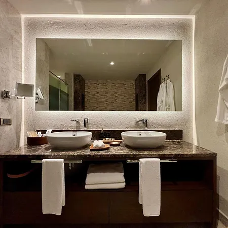 Mavilu Luxury ホテル