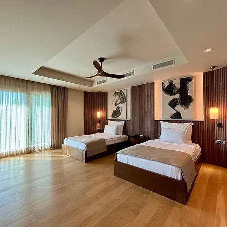 ホテル Mavilu Luxury *