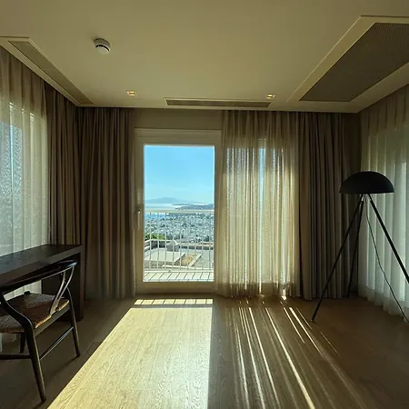 Mavilu Luxury Hotel