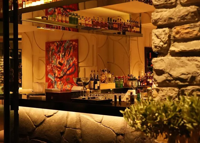 Mavilu Luxury Hotel *