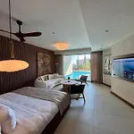 Mavilu Luxury Ξενοδοχείο *